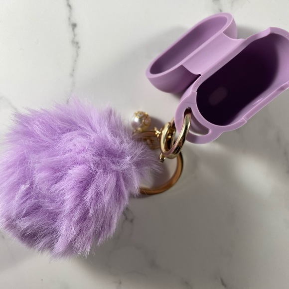 Lavender Pom Pom Case for Airpods 1 & 2 - Picture 6 of 6